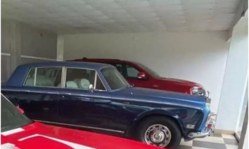 MS Dhoni Rolls Royce Silver Shadow II