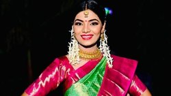 आईने से डरती है योगी सरकार- यूपी पुलिस ने नेहा सिंह राठौड़ को गाने पर दी नोटिस तो सपा ने यूं कसा तंज, लोगों ने भी किये कमेंट्स