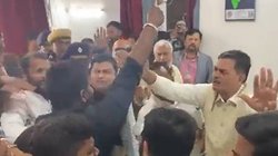 हम मामूली नेता नहीं है, पीएम के सामने रख दिया था इस्तीफ़ा- केन्द्रीय मंत्री और ABVP कार्यकर्ताओं के बीच नोंक-झोंक का वीडियो वायरल