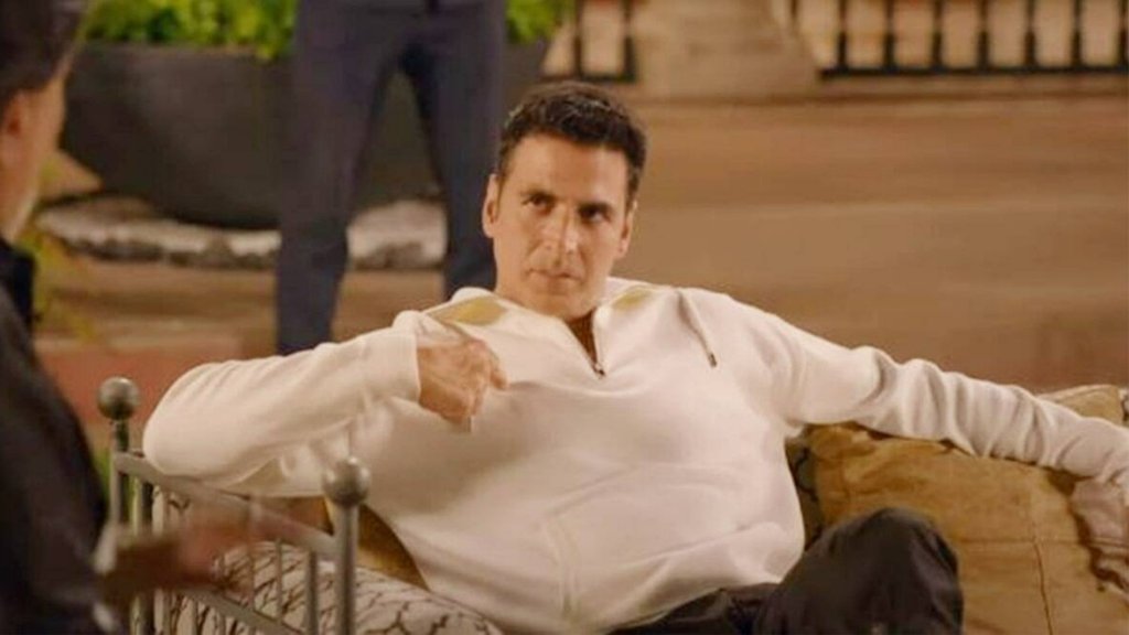 akshay kumar | akshay kumar canada passport | akshay canadian citizenship