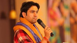 Bageshwar Dham में समस्या से निजात पाने गई महिला की मौत, पति बोला- सुबह तक सबकुछ ठीक था