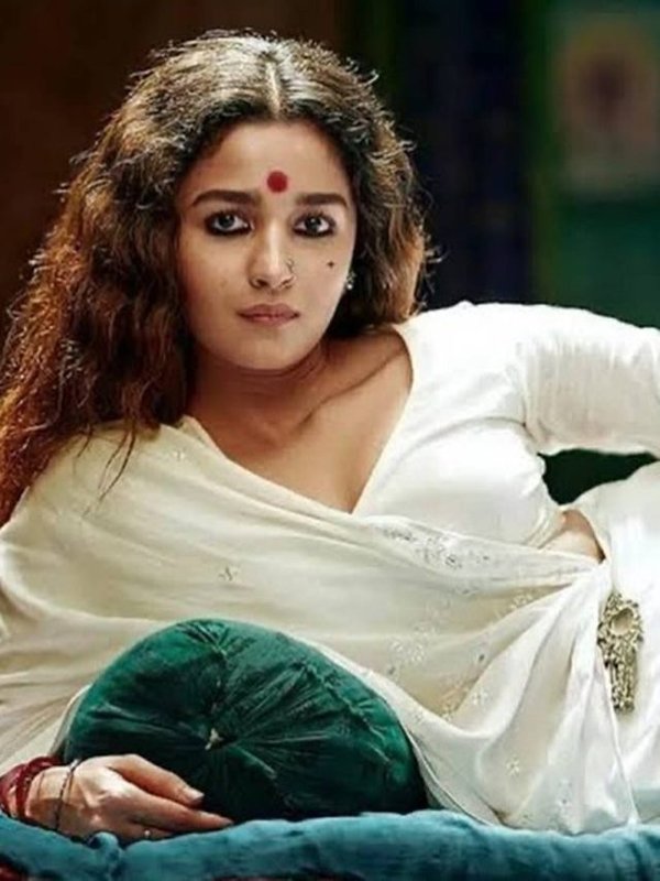 ACTRESS WHO PLAYED THE ROLE OF TABAYAF