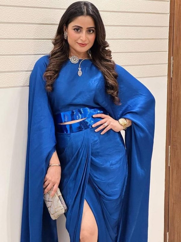 AISHWARYA SHARMA URF PATRALEKHA IN BLUE DRESS