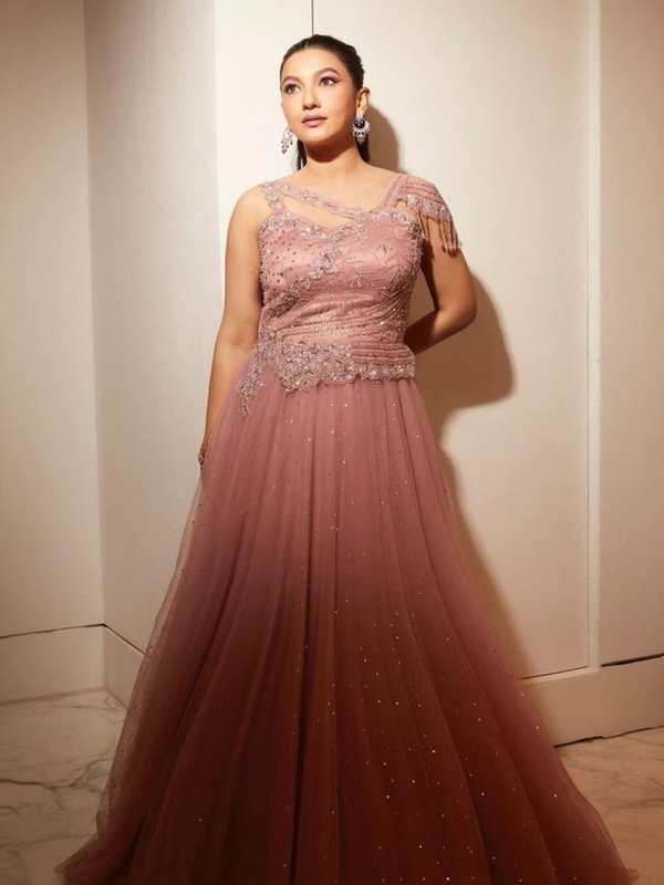 GAUAHAR KHAN IN HEAVY GOWN