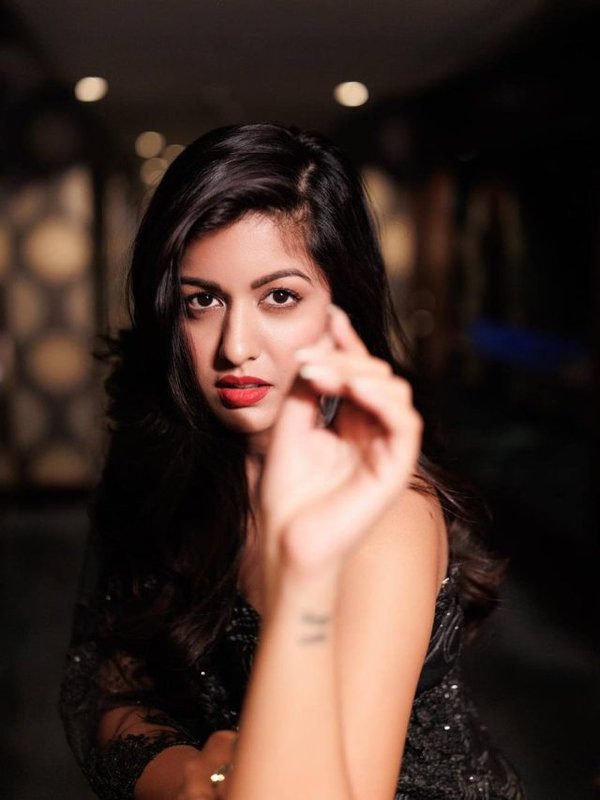 Ishita Dutta black look
