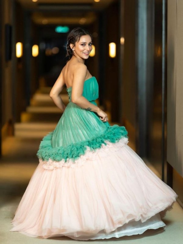 Mimi Chakraborty 8