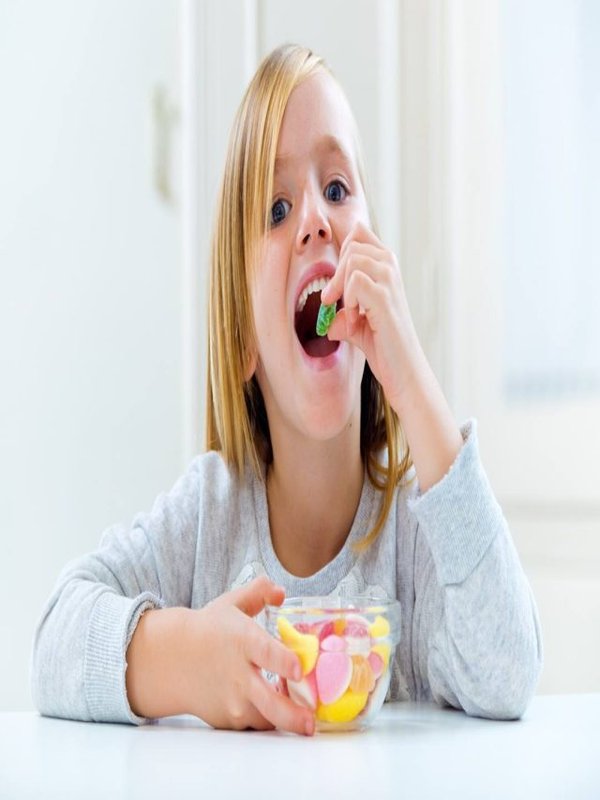 TEACH THESE FOOD HABITS TO YOUR CHILD