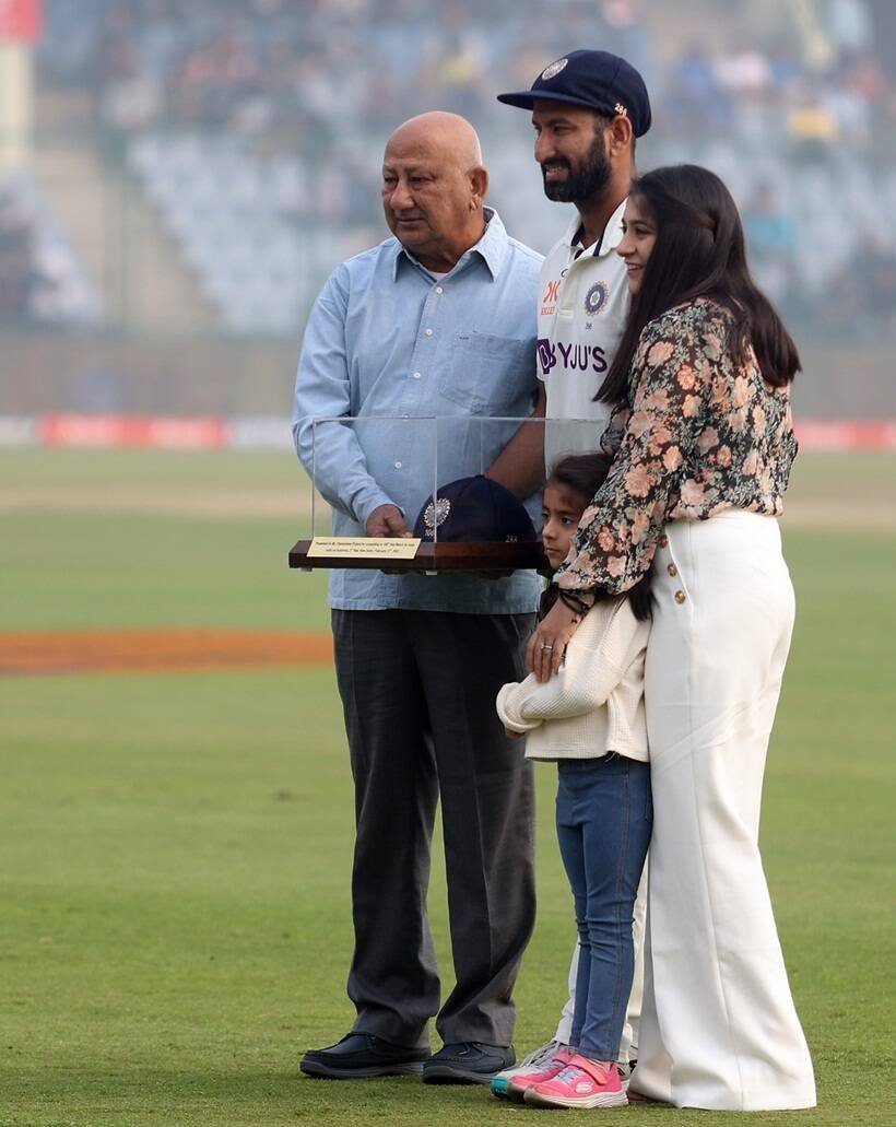 Cheteshwar Pujara with his family