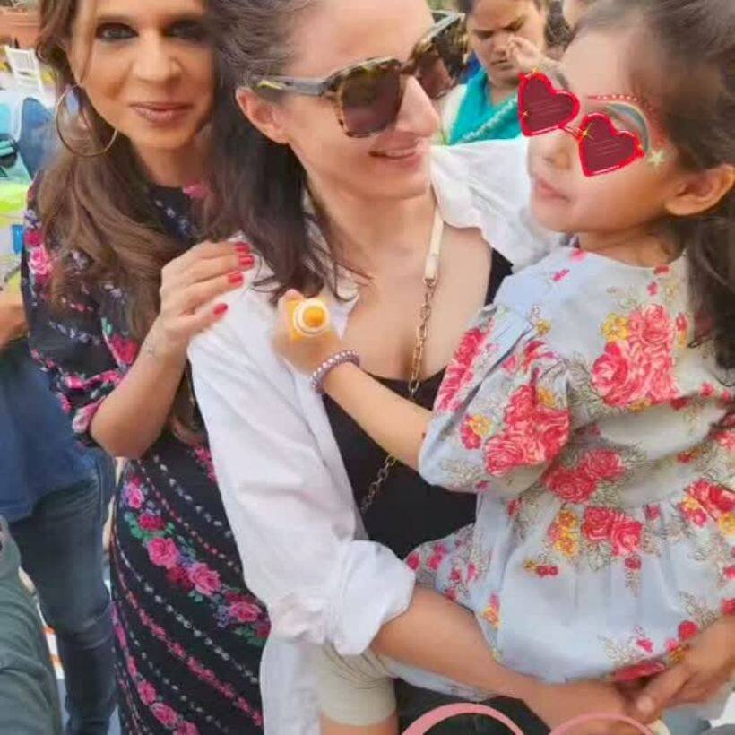 saba ali khan and soha ali khan