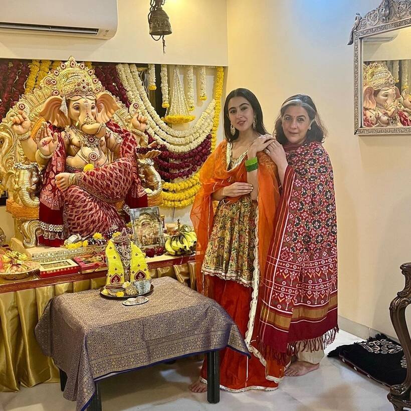 Amrita Singh sara ali khan photos
