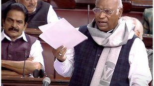 The Louis Vuitton scarf | Congress president Mallikarjun Kharge | Parliament