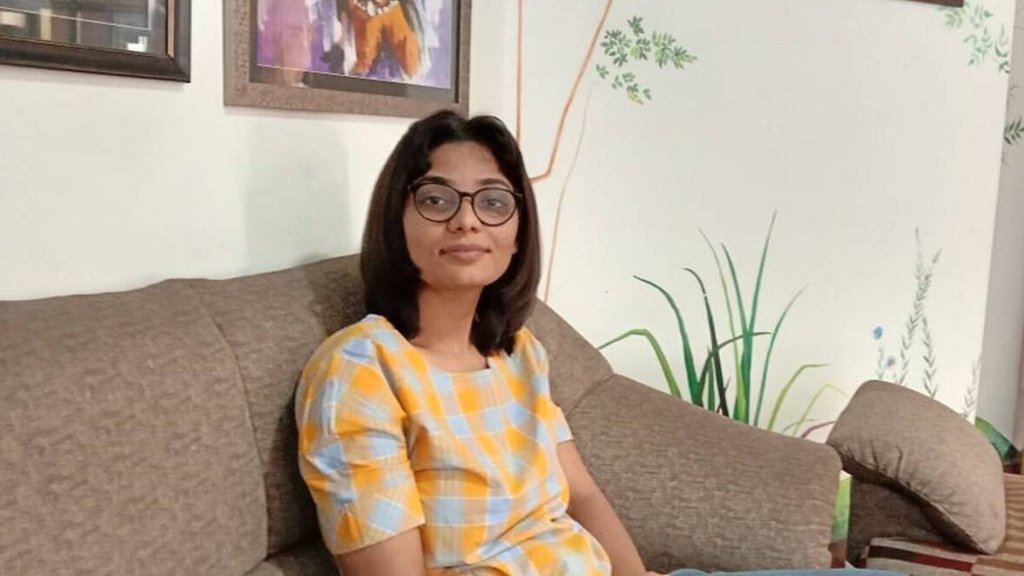 Neha Singh rathore, UP mein kya ba singer