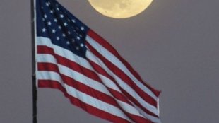America News, American Flag, Hindi News,