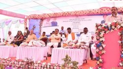 Bilkis Bano Case: बिलकिस बानो के दोषी के साथ मंच पर दिखे बीजेपी सांसद-विधायक, जानिए क्या है सालों पुराना रिश्ता