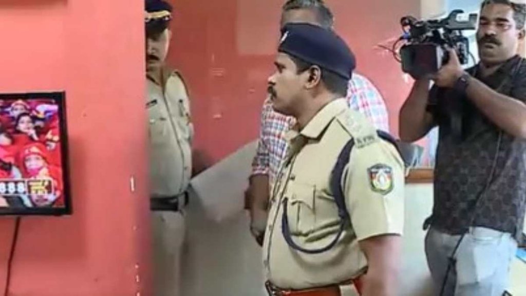 Asianet Office | Kerala Police | Pinarayi Vijayan govt