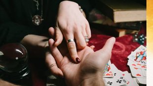 Palmistry, hast rekha।हाथ में ये रेखा और निशान माने जाते हैं बेहद अशुभ