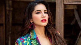 Sunny Leone | Kerala High | harassed unnecessarily
