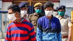 हाथरस कांड में अदालत के फैसले से पीड़िता के परिजनों में असंतोष, पुलिस की जांच पर सवाल