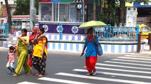 Weather Report | Delhi | Mumbai