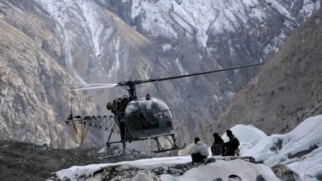Helicopter Crash : अरुणाचल प्रदेश में भारतीय सेना का चीता हेलीकॉप्टर क्रेश, दो पायलट शहीद