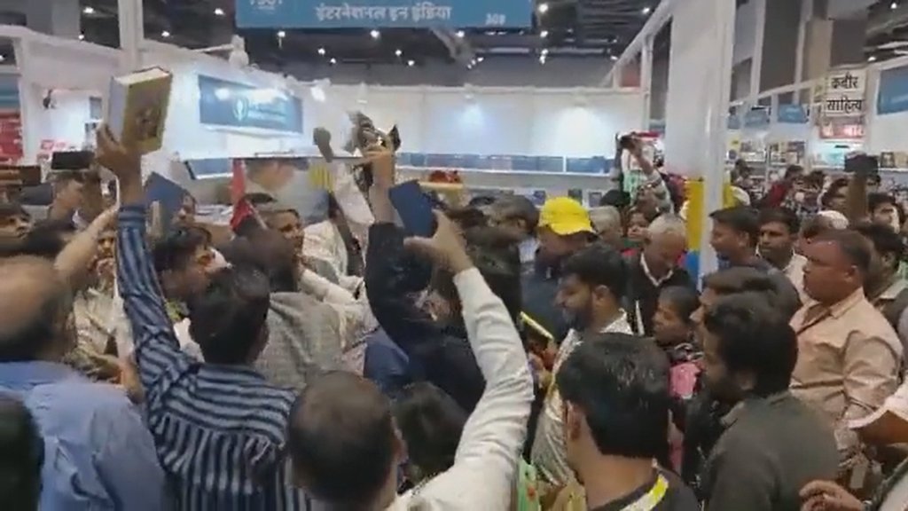World Book News| World Book Viral Video| World Book Trending|