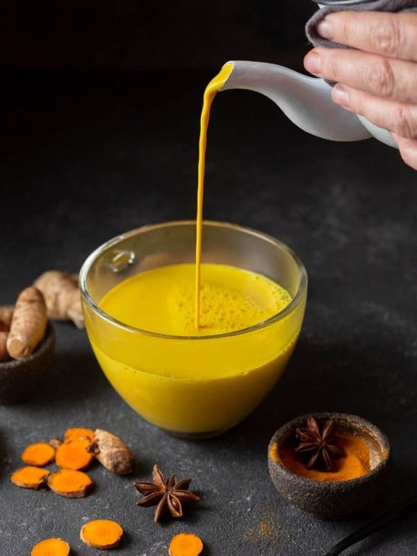 DEMERITS OF DRINKING TURMERIC MILK