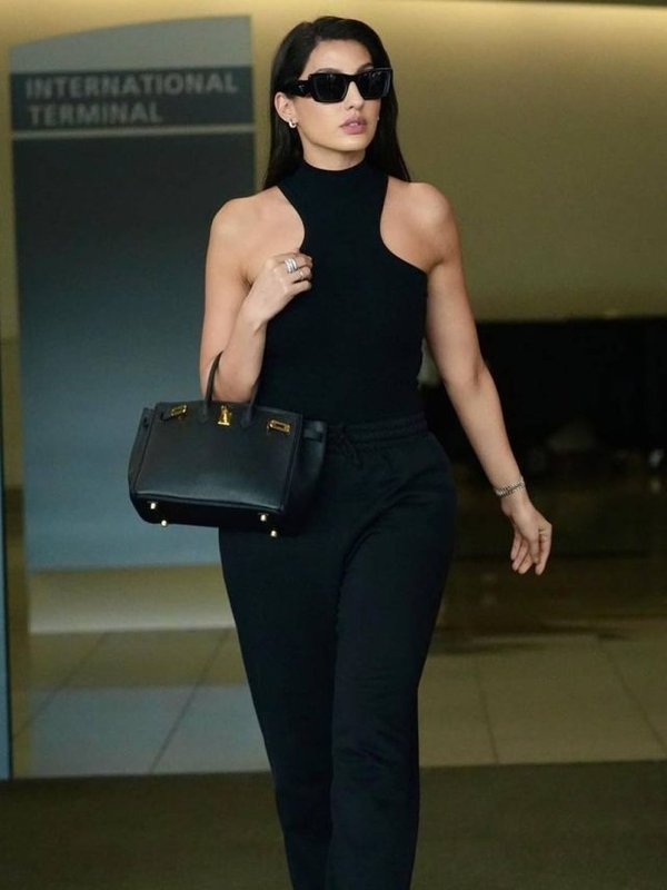 NORA IN BLACK FITTED DRESS