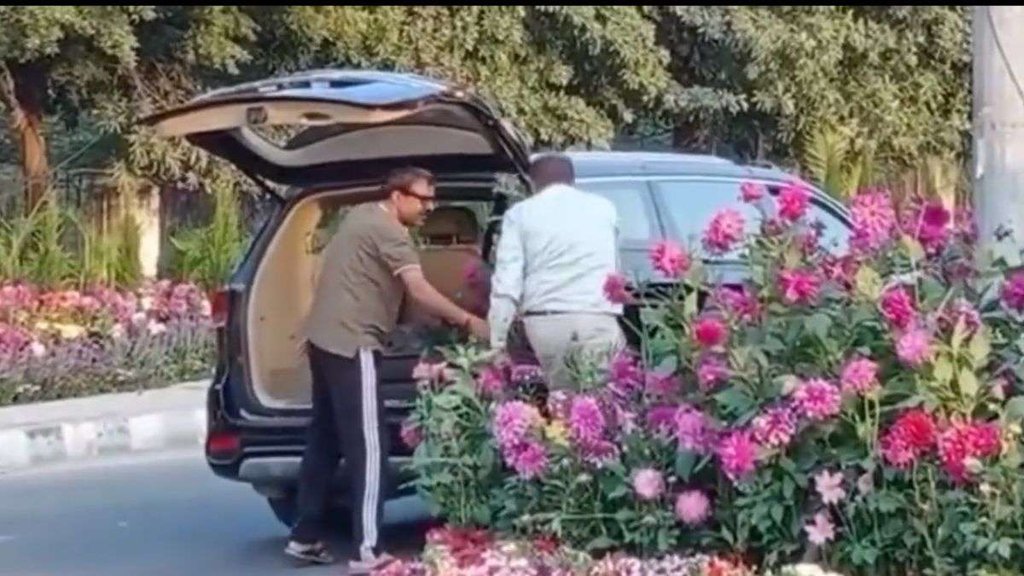 Gurugram, krk, bollywood