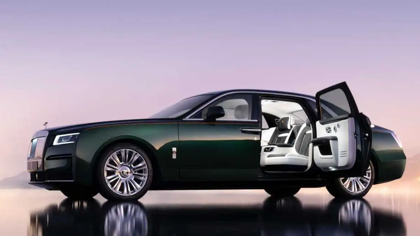 Priyanka Chopra Rolls Royce