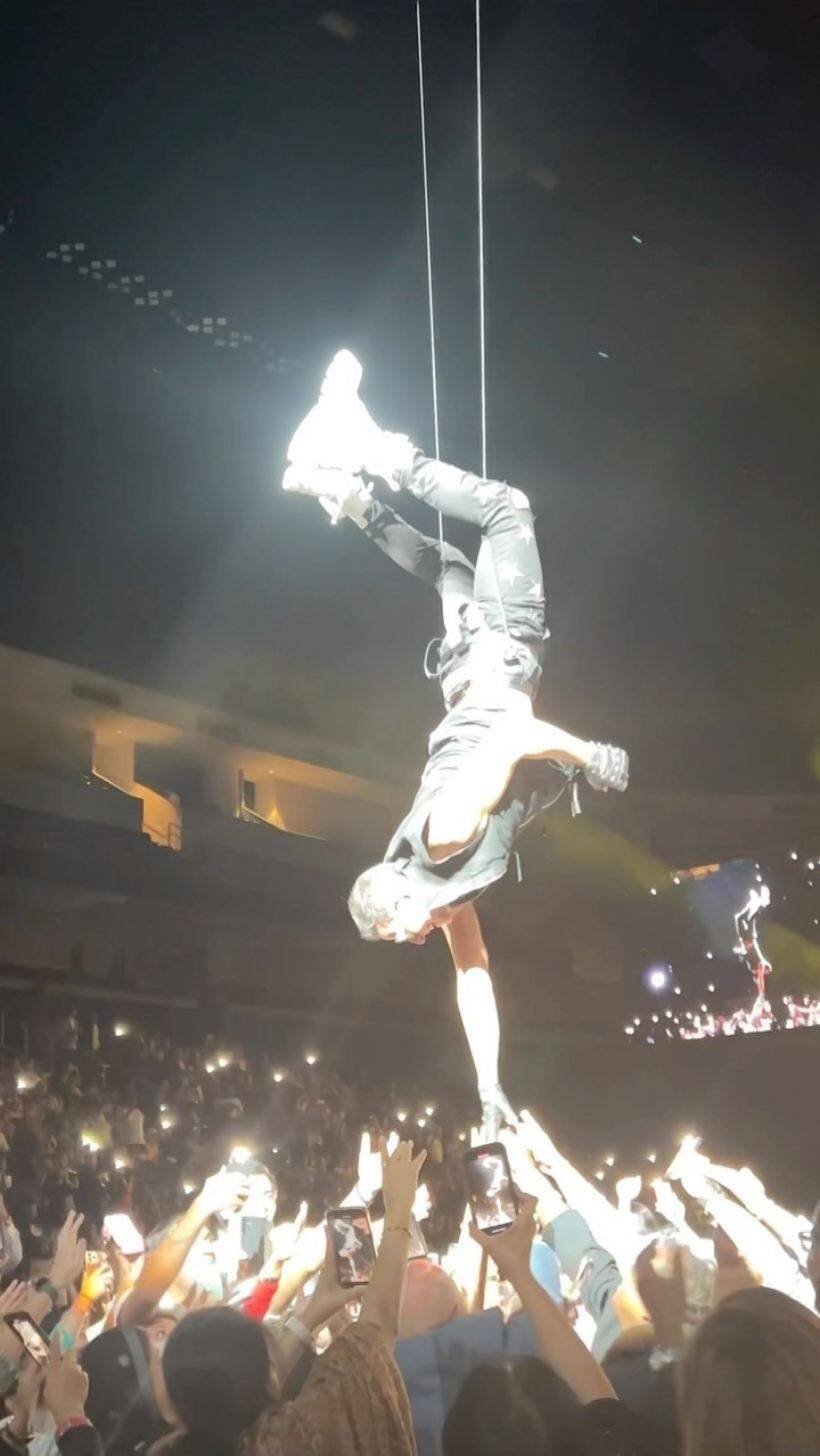 Akshay kumar Stage performance