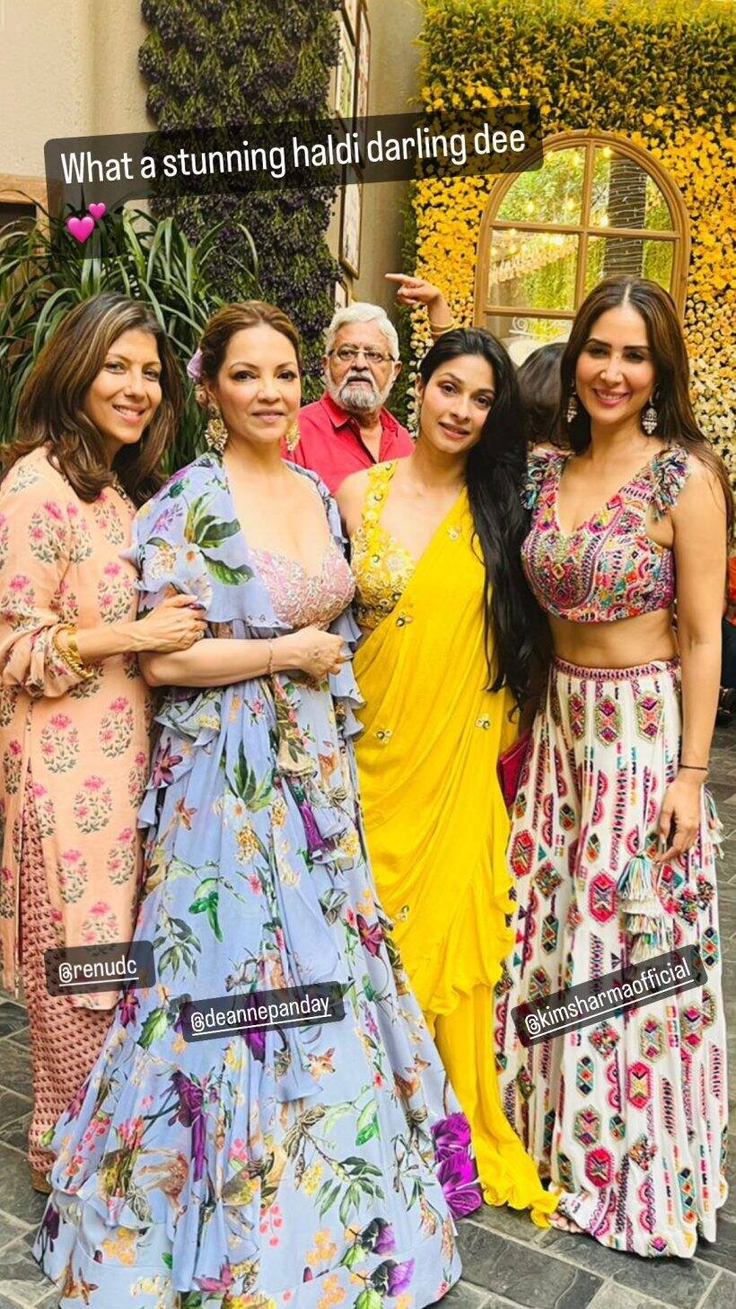 अलाना पांडे के प्री-वेडिंग फंक्शन की तस्वीरें...