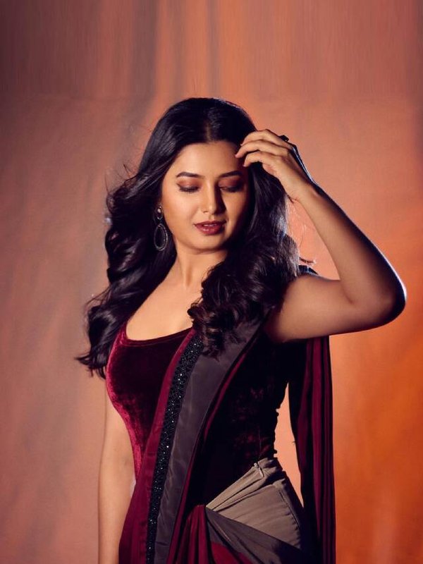 प्राजक्ता माली (7)