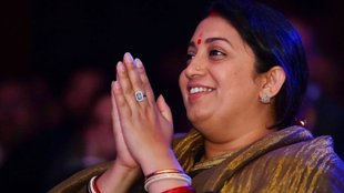 smriti irani, smriti irani bio, smriti irani age