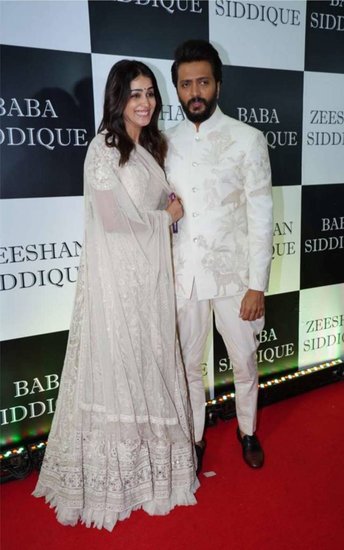 Ritesh Deshmukh and Jenelia Dsouza