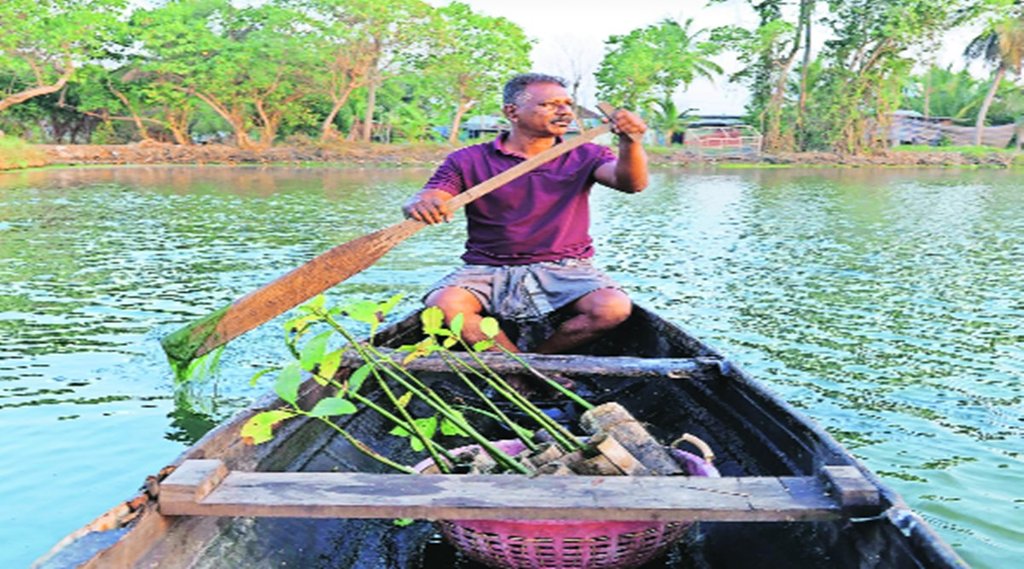 Boat | Ice| melting| | climate change Boat | Ice| melting| | climate change