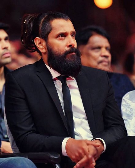 chiyaan vikram accident story