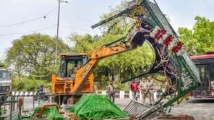 Dargah In Delhi | Nizamuddin Area | Bulldozer action