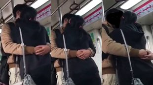 Delhi Metro Viral Video| delhi Metro BIkini Girl| Couple kiss Video|