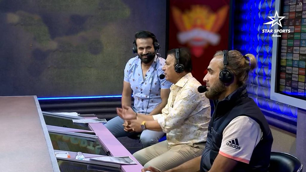 IPL 2023 | Sunil Gavaskar | Auction | Sachin Tendulkar | Autograph | Watch Video