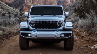 Jeep Wrangler 2024 revealed । New York Auto Show । Jeep Wrangler Facelift