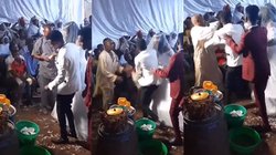 माथे पर थूक लगा नोट चिपकाने पर भड़क गया दूल्हा, चलाने लगा लात-जूता