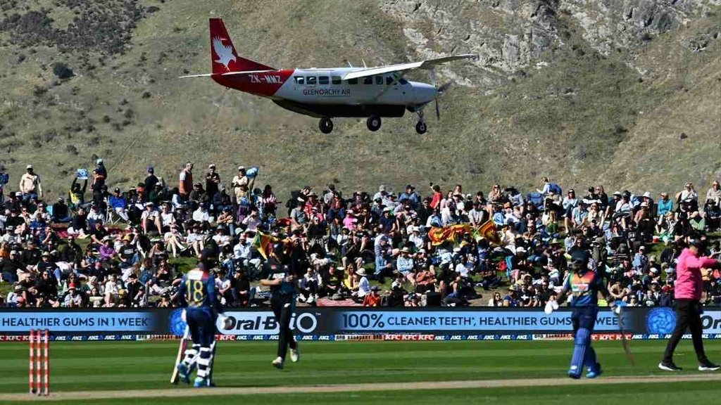 NZ VS SRI LANKA plane