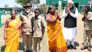 Narendra Modi II The Elephant Whispers Couple II Bailey and Bomman