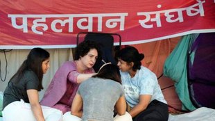 Priyanka Gandhi| Jantar Mantar| Wrestlers Protest