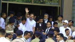 राहुल गांधी के कोर्ट से निकलने के बाद प्रियंका गांधी वाड्रा बोलीं- सूरमा नहीं विचलित होते; आ रहे ऐसे कमेंट्स