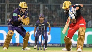 IPL 2023 | Virat Kohli plays Shot |