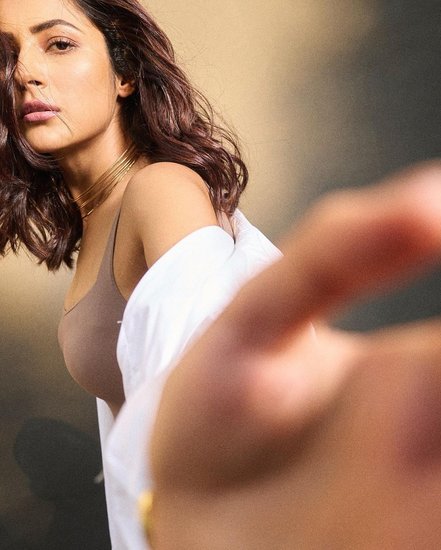 kkbkkj actress shehnaaz gill