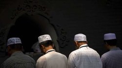 Srinagar Mosque: जामिया मस्जिद में नहीं मिली जुमे की नमाज की अनुमति, पूर्व सीएम उमर अब्दुल्ला बोले- जम्मू-कश्मीर में…