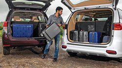 Top 5 Best Boot Space MPVs: बड़े बूट स्पेस वाली टॉप 5 एमपीवी, जो खत्म करेंगी लंबी यात्रा के दौरान ज्यादा सामान की वजह से होने वाली परेशानी