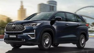Innova Hycross hybrid । Innova Hycross hybrid Waiting Period । Innova Hycross hybrid Booking halted